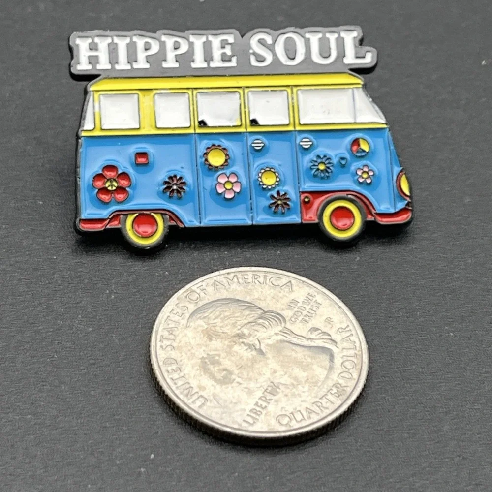 Hippie Soul‎ Flower Power Van Lapel Hat Pin